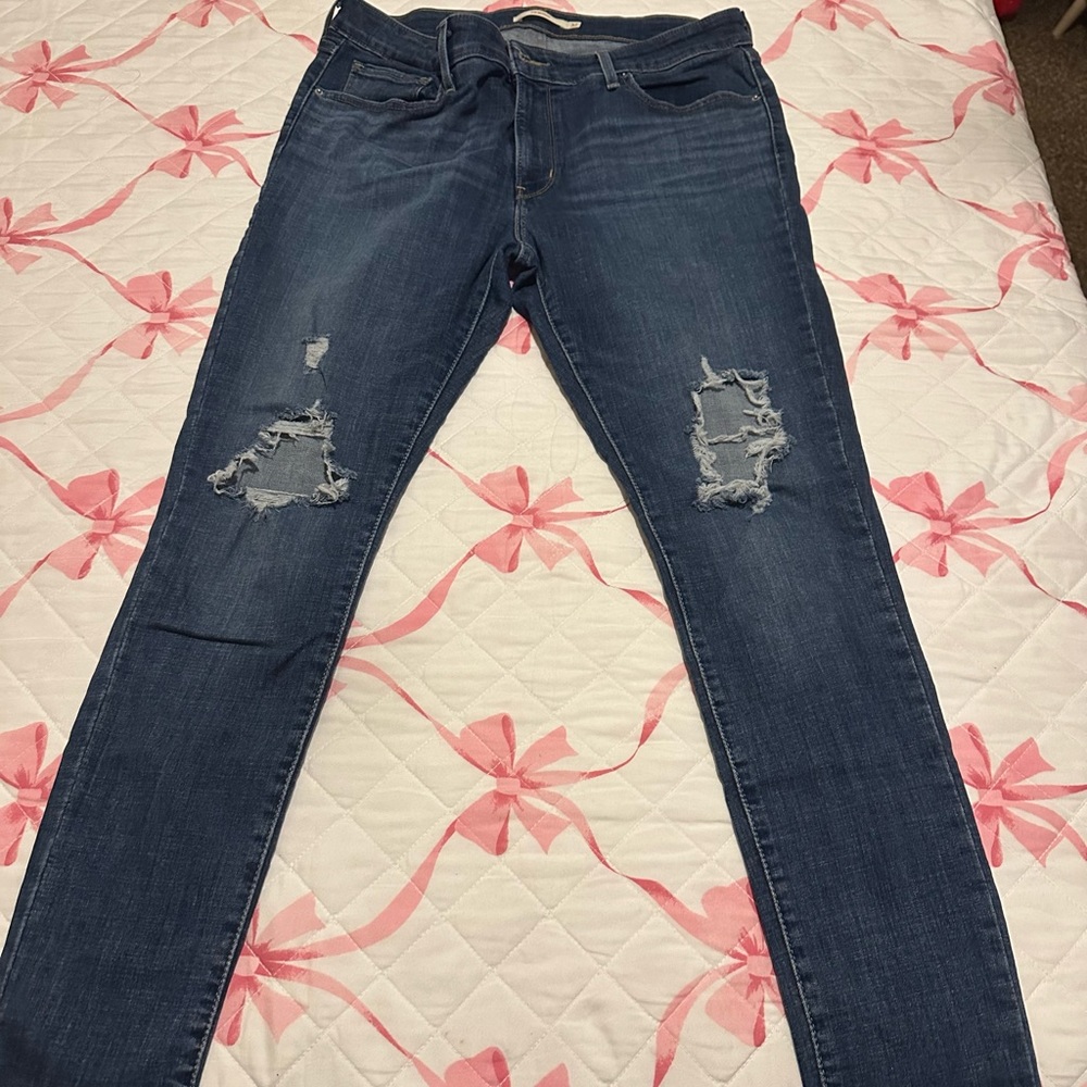 Classic Distressed Denim Skinny Jeans